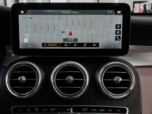 Used 2022 Mercedes-Benz GLC 300 4MATIC image 18
