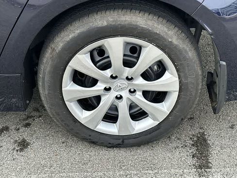 Used 2025 Toyota Corolla LE image 5