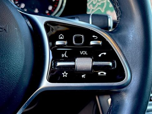 Used 2019 Mercedes-Benz E 300 image 23