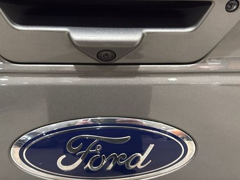 Used 2020 Ford F150 Lariat AWD/4WD image 9
