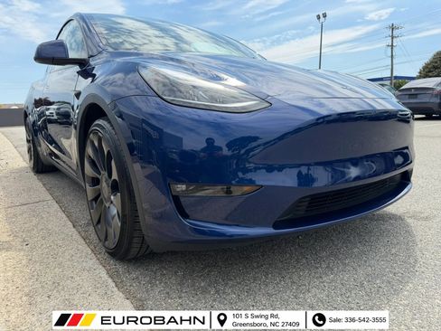 Used 2023 Tesla Model Y Performance AWD/4WD image 28