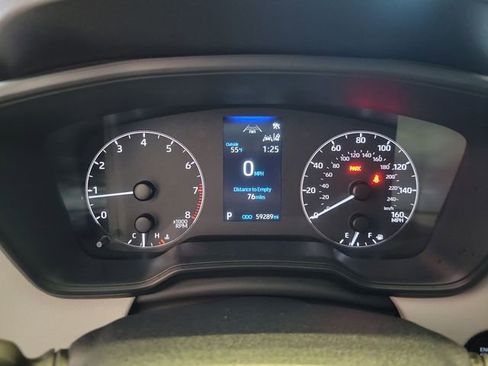 Used 2024 Toyota Corolla Cross LE FWD image 15