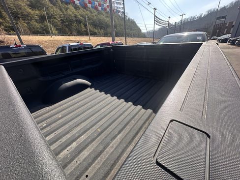 Used 2022 Chevrolet Colorado ZR2 image 25