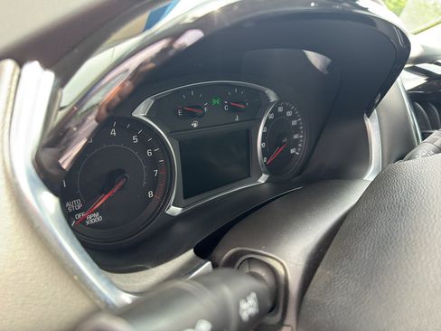 Used 2019 Chevrolet Traverse RS FWD image 11