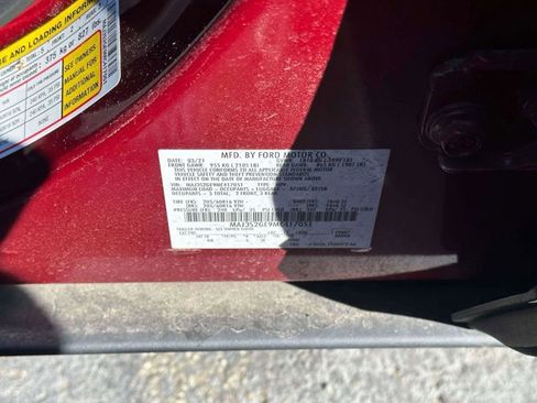 Used 2021 Ford EcoSport SE w/ SE Convenience Package image 18