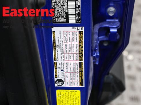 Used 2021 Toyota C-HR XLE image 35