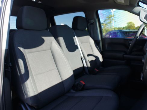 Used 2024 Chevrolet Silverado 1500 Custom image 19