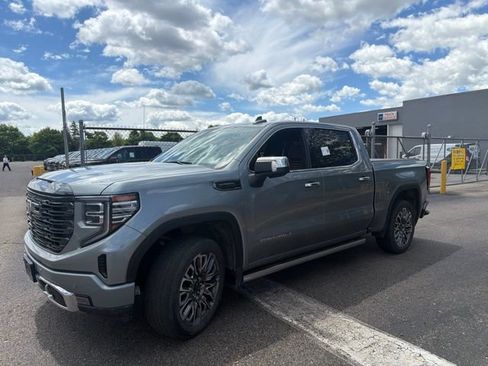 Used 2023 GMC Sierra 1500 Denali Ultimate AWD/4WD image 6