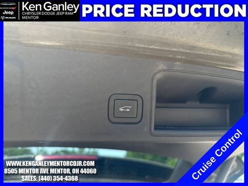 Used 2024 GMC Terrain Denali AWD/4WD image 11