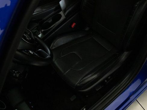 Used 2023 Hyundai Elantra Limited w/ Cargo Package FWD image 25