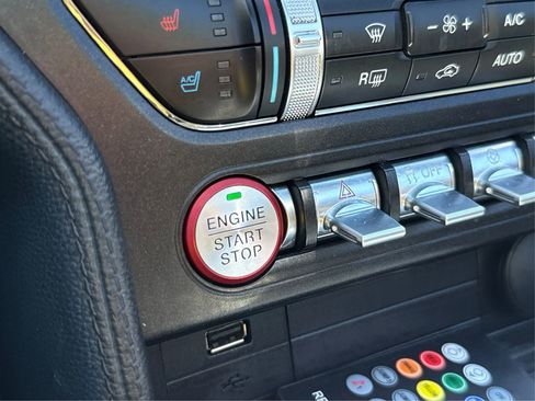 Used 2019 Ford Mustang Premium RWD image 32