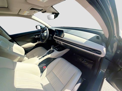 Certified 2023 Honda HR-V EX-L image 31
