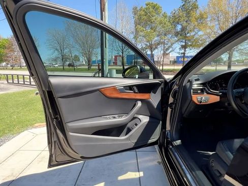 Used 2021 Audi A4 2.0T Premium image 36