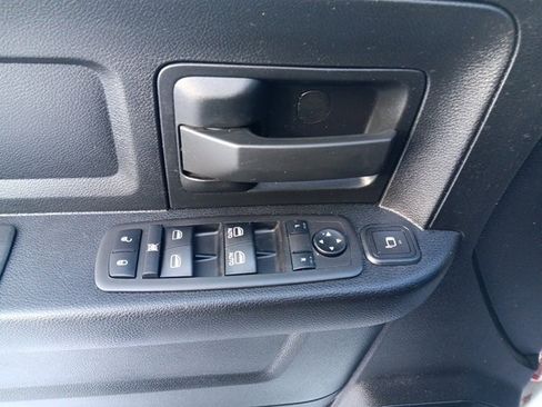 Used 2024 RAM 3500 Tradesman w/ Chrome Appearance Group image 19