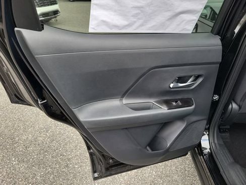 New 2026 Nissan Kicks SV w/ SV Premium Package FWD image 25