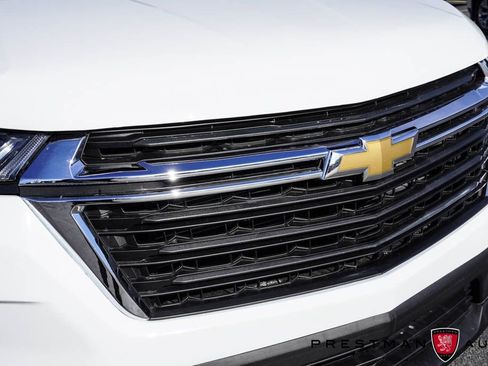 Used 2023 Chevrolet Traverse LT AWD/4WD image 16