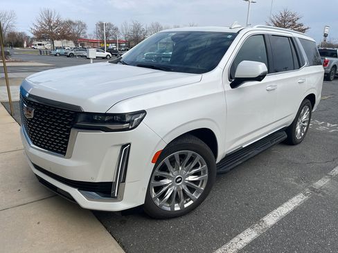 Used 2021 Cadillac Escalade Premium Luxury w/ Driver Assist Tech Package image 3