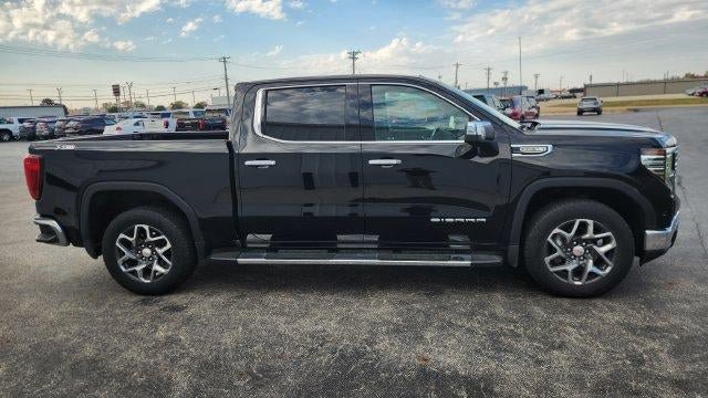 Used 2024 GMC Sierra 1500 SLT w/ SLT Premium Plus Package AWD/4WD image 3