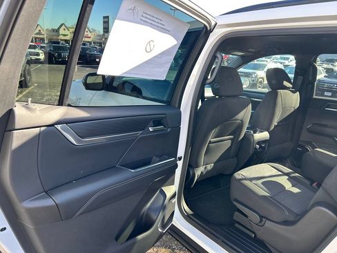 New 2026 GMC Acadia Elevation AWD/4WD image 34