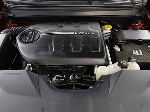 Used 2021 Jeep Cherokee Latitude Lux w/ Comfort/Convenience Group image 23