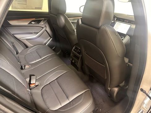 New 2026 Jaguar F-PACE R-Dynamic S image 22