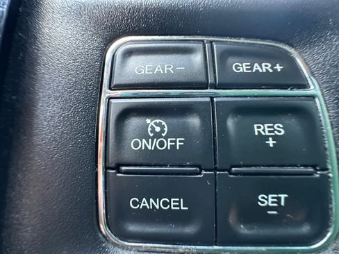 Used 2018 RAM 1500 Express w/ Express Value Package AWD/4WD image 27