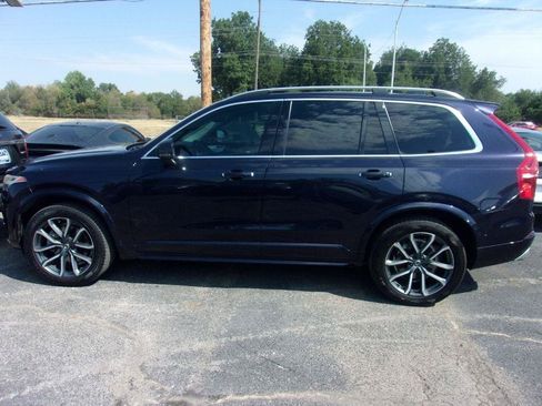 Used 2016 Volvo XC90 T6 Momentum w/ Momentum Plus Package AWD/4WD image 3
