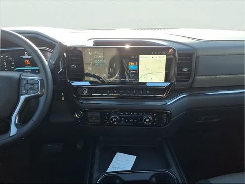 New 2026 Chevrolet Silverado 2500 ZR2 image 14