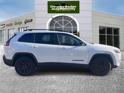 Used 2022 Jeep Cherokee 4WD Altitude image 5