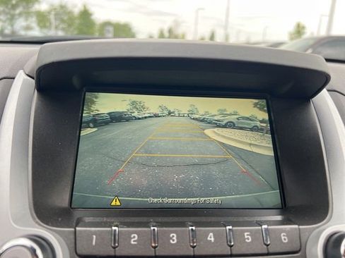 Used 2015 Chevrolet Equinox LT w/ Driver Convenience Package FWD image 17