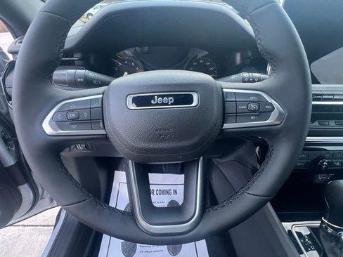 New 2026 Jeep Compass Latitude image 14