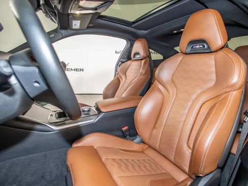 Used 2022 BMW M4 Coupe w/ Executive Package RWD image 11