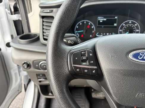 Used 2024 Ford Transit 250 Low Roof w/ Exterior Upgrade Package image 31