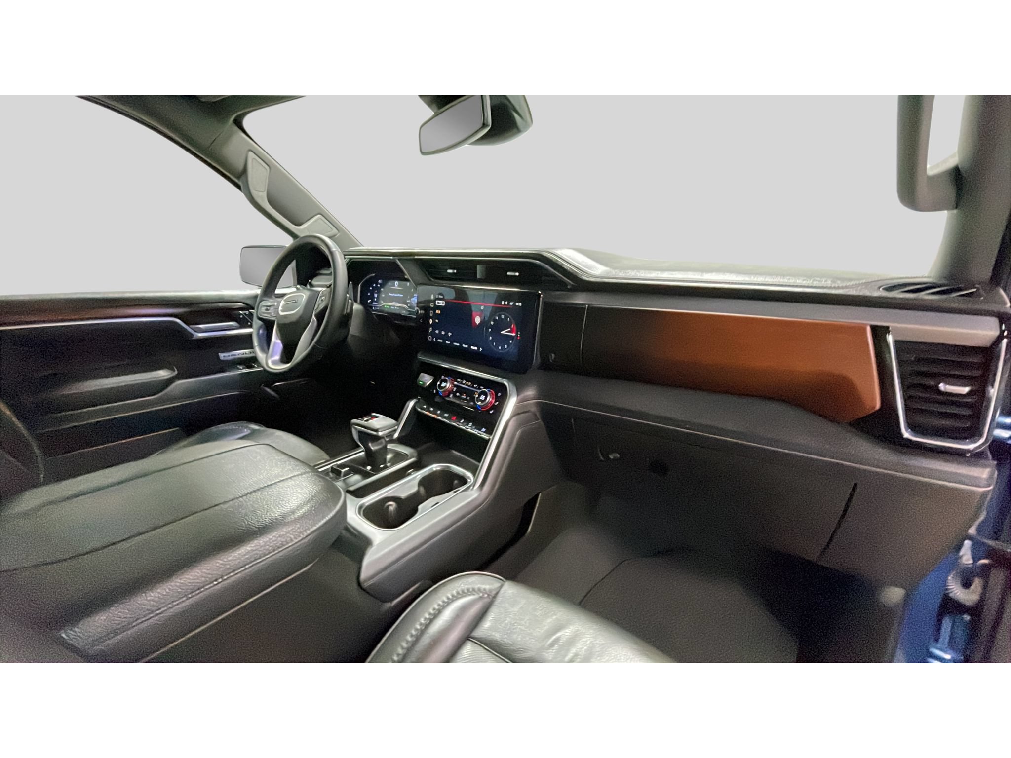 Used 2024 GMC Sierra 1500 Denali AWD/4WD image 18