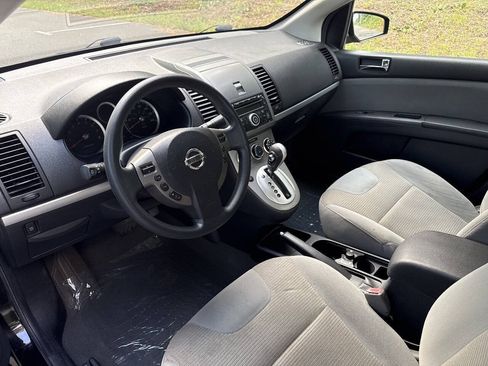 Used 2011 Nissan Sentra 2.0 SR FWD image 11