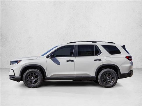 New 2025 Honda Pilot TrailSport image 8