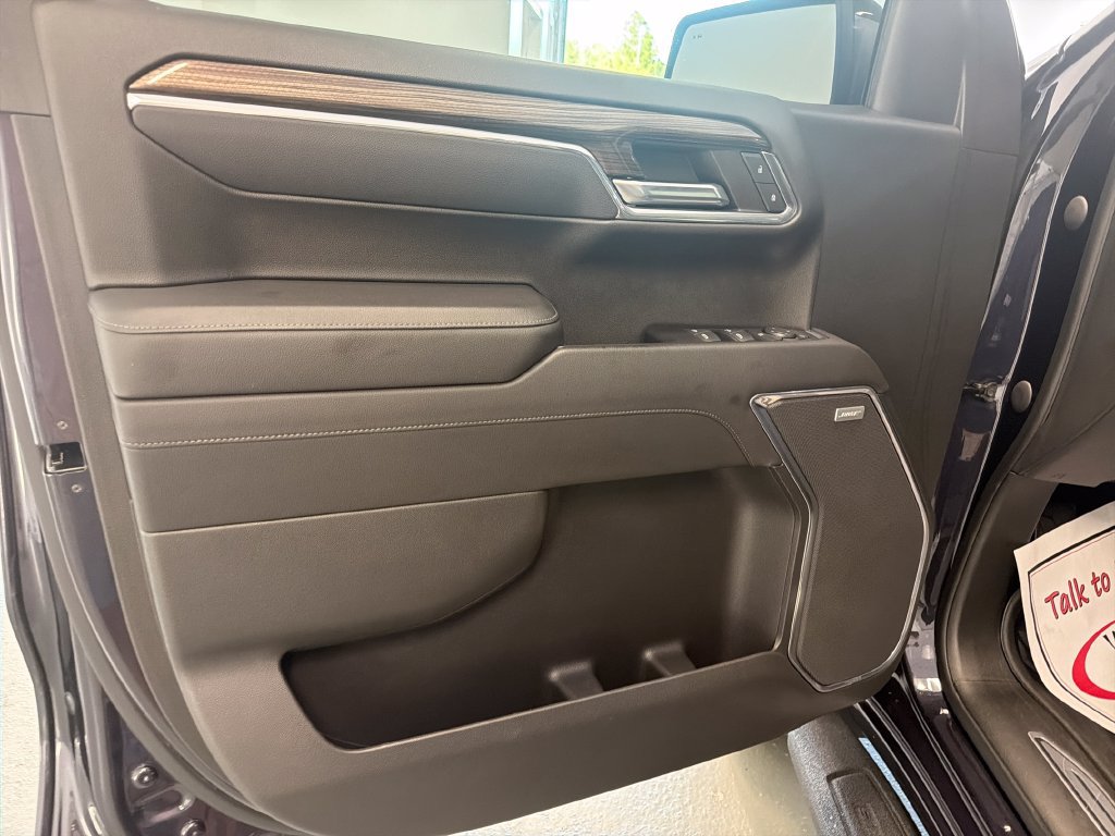 Used 2022 Chevrolet Silverado 1500 LT Trail Boss w/ LT Trail Boss Premium Package AWD/4WD image 13