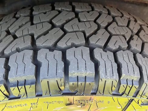 Used 2016 Toyota 4Runner Trail Premium AWD/4WD image 31