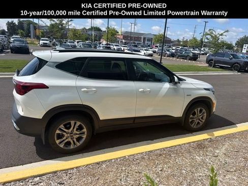 Used 2023 Kia Seltos S AWD/4WD image 11