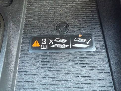 Used 2025 Cadillac CT5 V w/ Technology Package image 43