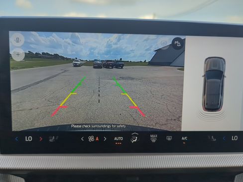 New 2025 Ford Explorer Active w/ Active Comfort Package image 26