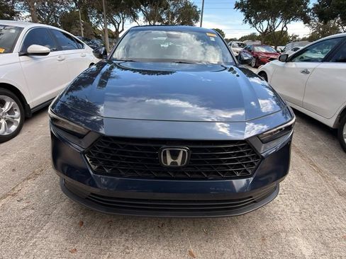 Used 2023 Honda Accord EX image 4