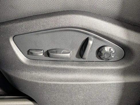 New 2026 Porsche Cayenne image 30