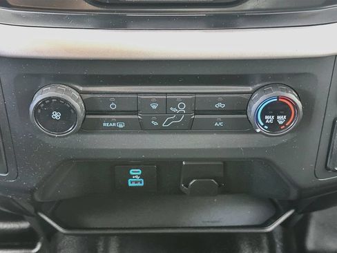 Used 2022 Ford F150 XL w/ Equipment Group 101A High RWD image 16