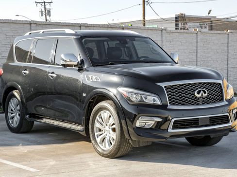 Used 2016 INFINITI QX80 4WD w/ Deluxe Technology Package image 6