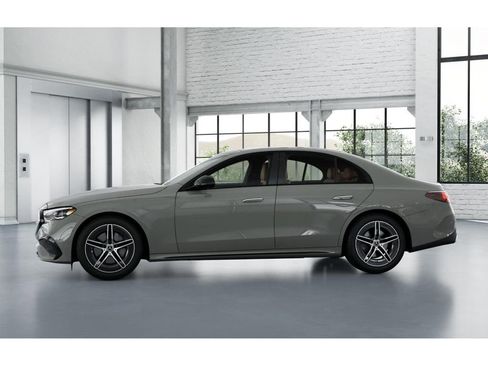 New 2026 Mercedes-Benz E 350 4MATIC Sedan image 35
