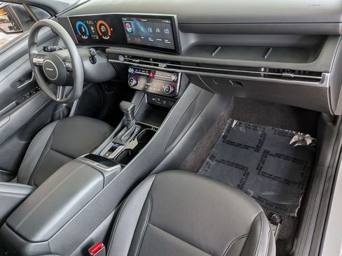 Used 2025 Hyundai Santa Cruz SEL FWD image 31