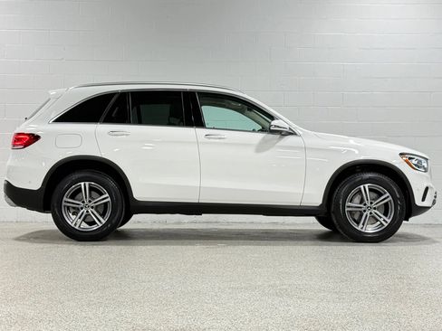 Used 2022 Mercedes-Benz GLC 300 4MATIC image 5