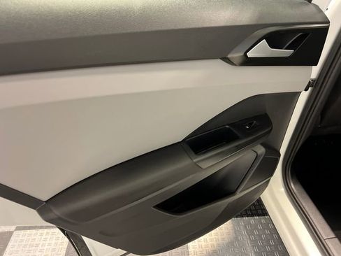 Certified 2023 Volkswagen Taos S FWD image 17
