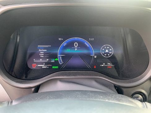 Used 2025 Toyota Sienna XSE w/ XSE Premium Package AWD/4WD image 32
